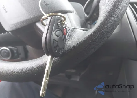 2016 Ford Focus Se z USA, uszkodzony, nr VIN 1FADP3FE6GL360342